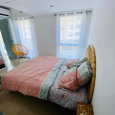 Superbe Dernier Etage Avec 2 Terrasses En Plein Centre 公寓 *